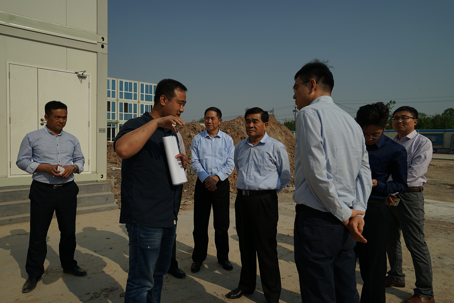 6、農(nóng)高區(qū)管委會副主任楊同柱到集團公司視察指導.jpg